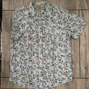 Tru Craft men’s short sleeve shirt. Size L. Like new!